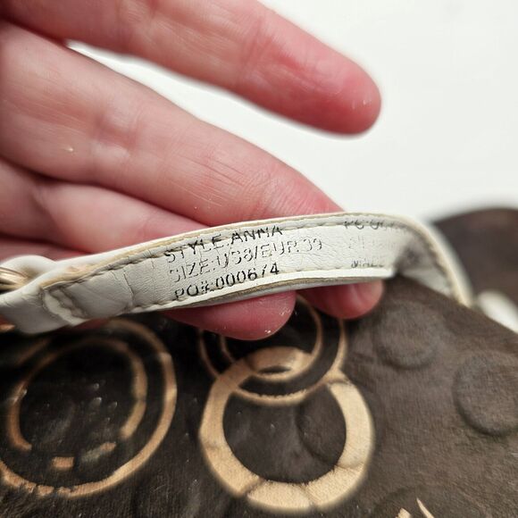 Vionic Sandals Womens 8 White T‑Strap Leather Arch Support Comfort Walking - Picture 9 of 9